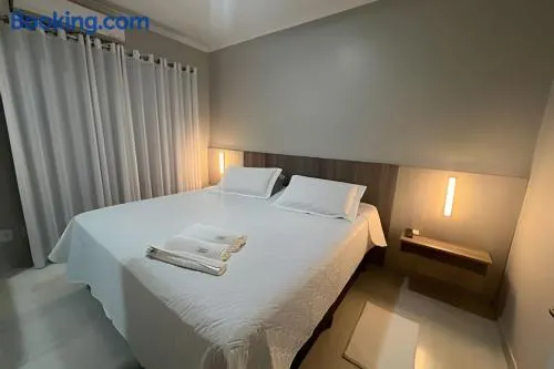Apartamento espaçoso e aconchegante para até 10 pessoas - Image 1