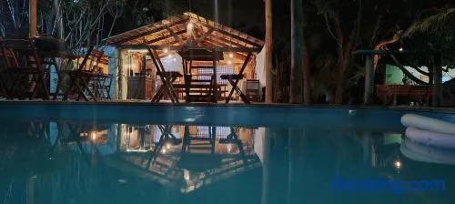 Chalé Com Piscina Privativa - Image 1