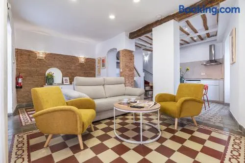 La Casa Real - Image 1
