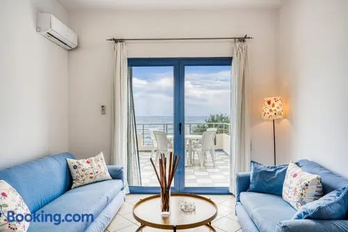 Popy's Beach House B1 - Image 1