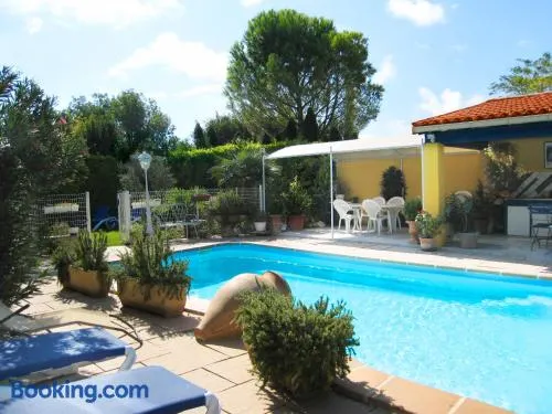 Le Zenith - Calme absolu, jardin et piscine en Provence - Image 1