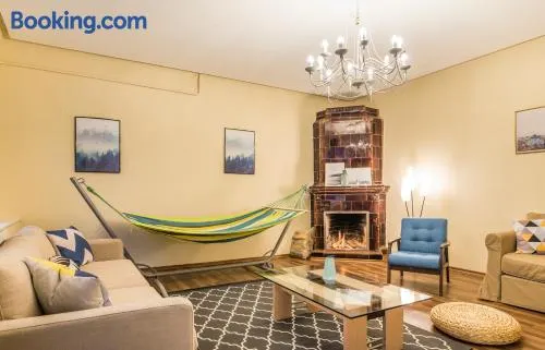 Charming spacious 3 bedroom in Old Town - Image 1