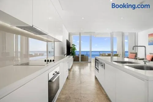 Beachside Luxury Penthouse with Breathtaking Views and Private Rooftop Terrace - Image 1