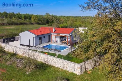 Villa Balun in Orihi - 3 bedrooms - pool - garden - sauna - Image 1