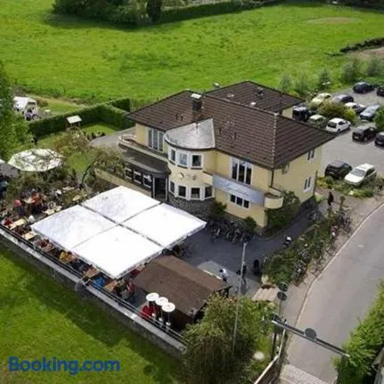 Hotel Aggerschlößchen - Image 1