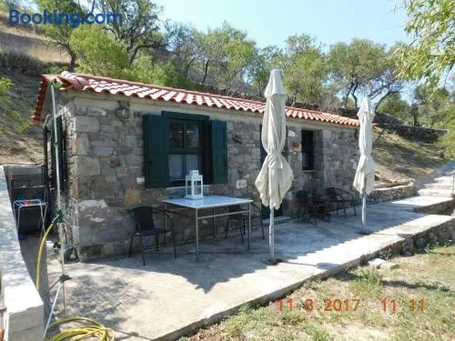 Stone cottage for couple - Image 1