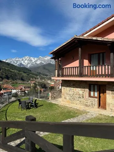 Apartamentos La Montaña - Image 1