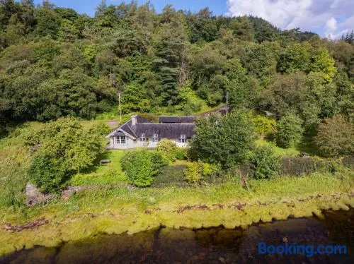 Castle Cottage No 2 - Image 1