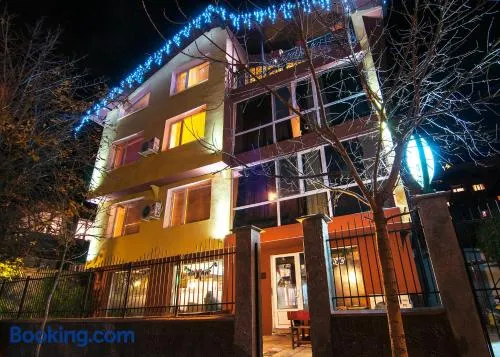 Hotel Zara Rooms - Image 1