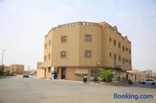 عمارة النفيسة السكنية - Image 1