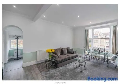 The Park Apartment - Image 1