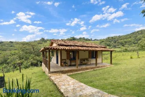 Chalé Santa Rita - Bichinho MG, a poucos minutos de Tiradentes - Image 1
