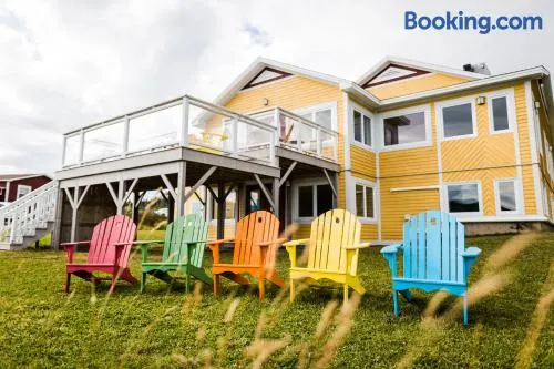 Neddies Harbour Inn - Image 1
