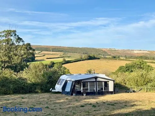 Luxury Caravan Scenic Views Exclusive Quarter Acre - Image 1