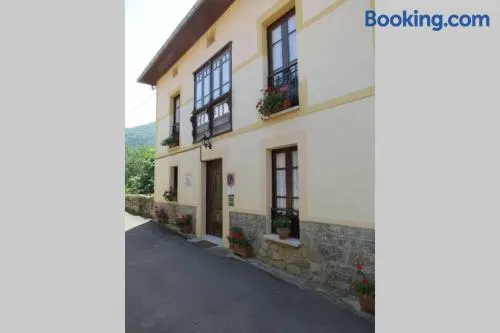 Casa del Cuetu. Traditional village house in Asturias - Image 1