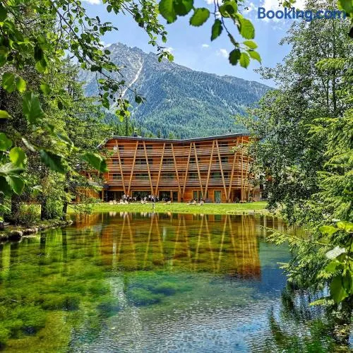 Au Charmant Petit Lac - Ecohotel Parc & Spa - Image 1
