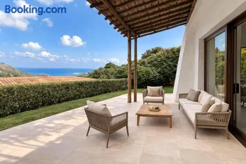 Exclusive Sea View Home - Image 1