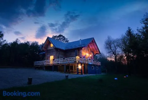 WOODS LODGE PLITVICE LAKES - Image 1