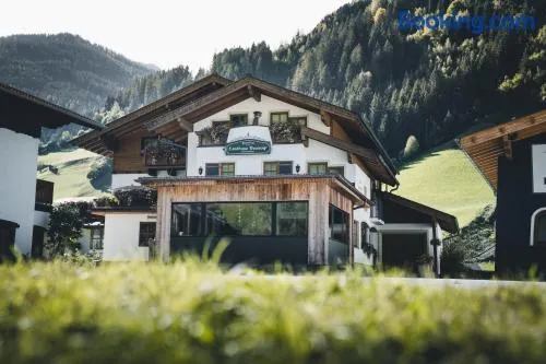 Hotel Landhaus Neumayr - Image 1