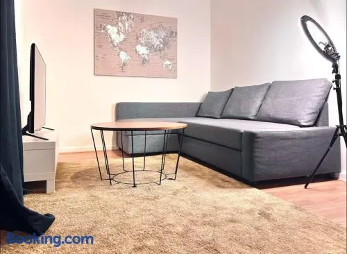 Spacious One Bedroom Apartment in Camden Town - Image 1