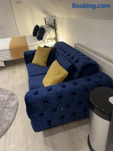 Loft apartment - Image 1