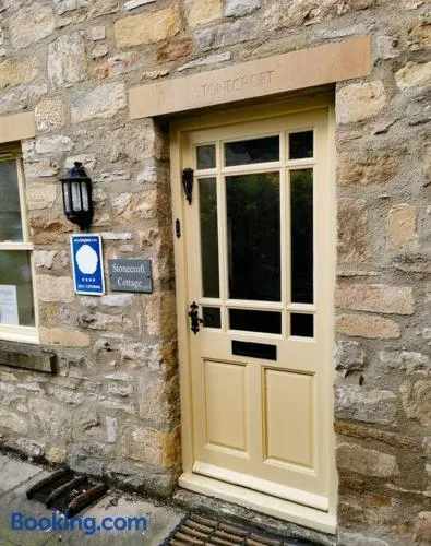 Stonecroft Cottage - Image 1