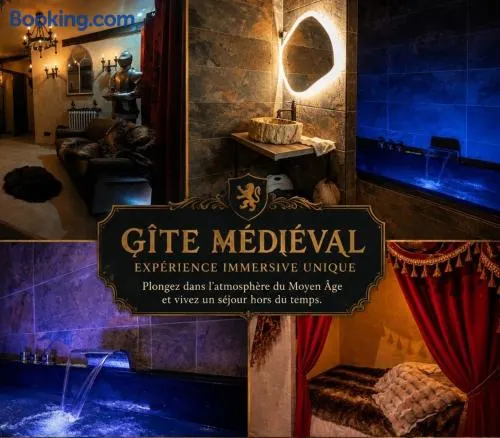 Gîte Médiéval immersif - Espace bien-être privatif - Image 1