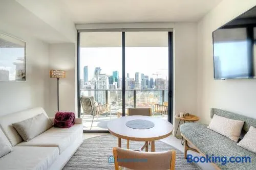 Apartment in New Luxury Condo in Downtown - Image 1