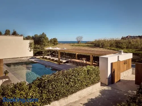 ÒLA Exclusive Residence, with Pool & Beach Access, By ThinkVilla - Image 1
