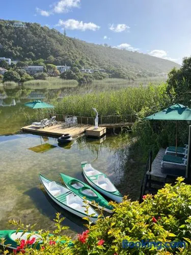 Moontide Riverside Lodge - Image 1
