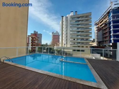 Apartamento de 2 suítes com vista para o mar - Image 1