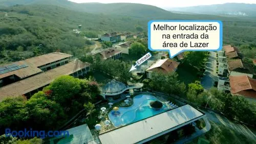 FLAT MONTE CASTELO CONDOMÍNIO GRAVATÁ NA FRENTE DA ÁREA DE LAZER - Pe - Image 1
