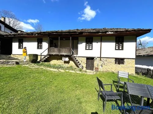 Guest house Maria Savekova 19 c. - Image 1