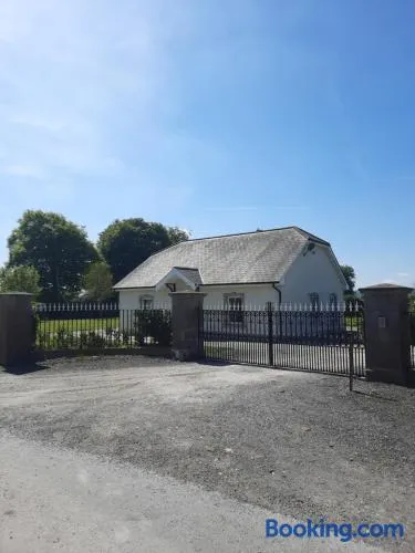 Clone manor Lodge - Image 1