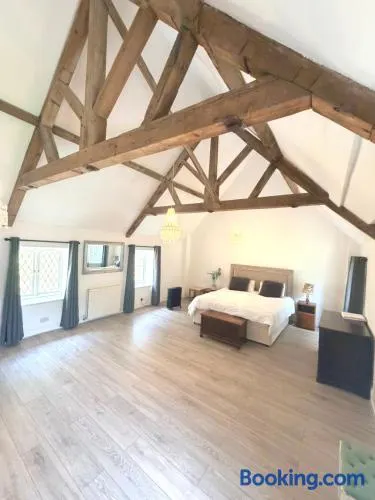 Guest Quarters at the Abbey - Image 1