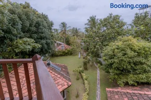Paradise Bungalow - Image 1
