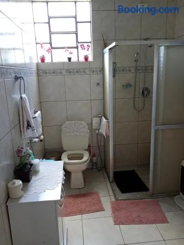 Quarto na casa da Nena - Image 1