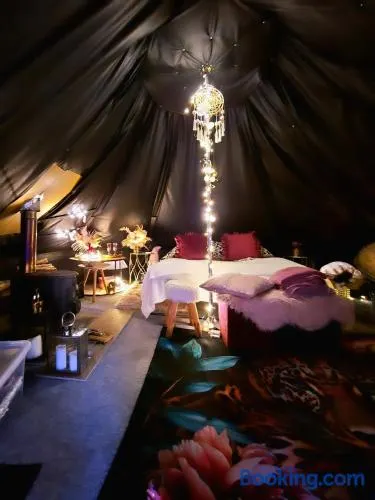 Glamping in - luxury tent - Image 1