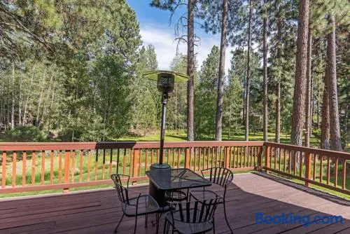 Widgi Elk Wonder - Meredith Lodging - Image 1