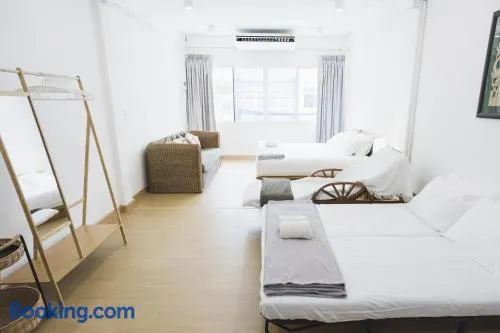 Nitichai Place, Private Sukhumvit Townhome 8PAX - Image 1