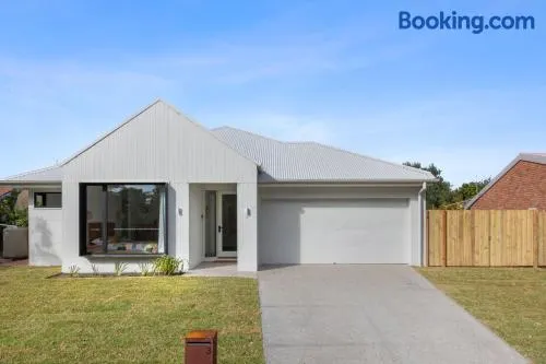 Saltline House - Image 1