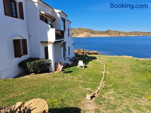 Casa con jardin ,vistas al mar y atardecer en Playas de Fornells - Image 1