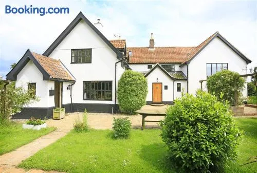 Kings Farm - Image 1