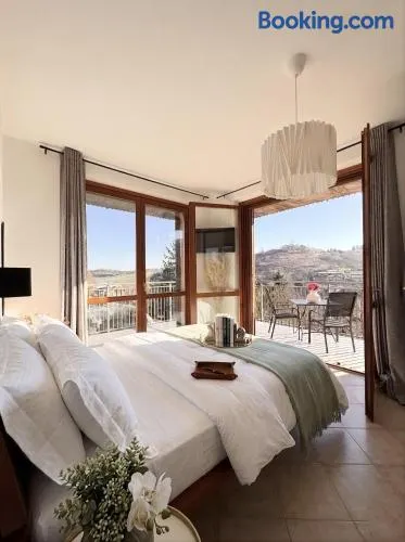 Elegant Penthouse LA BALCONATA - Wellness Retreat & Castle View - Image 1
