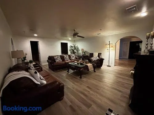Lomas Home - Image 1