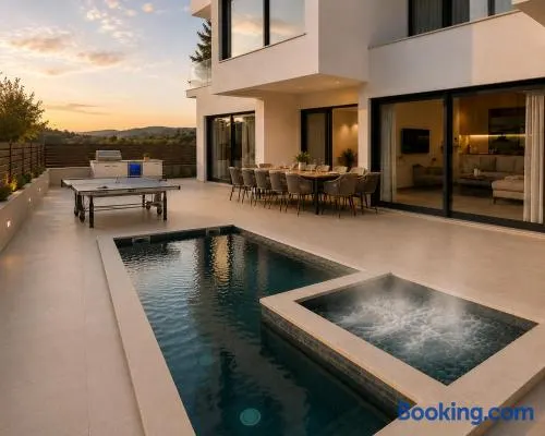 Villa Just be Alive, Sea View, Pool, Gym & Sauna - Image 1