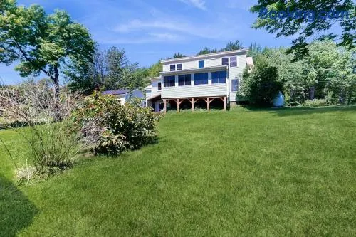 Dog-Friendly, Bay View Home with WiFi & Laundry - Close to Baxter State Forest - Image 1
