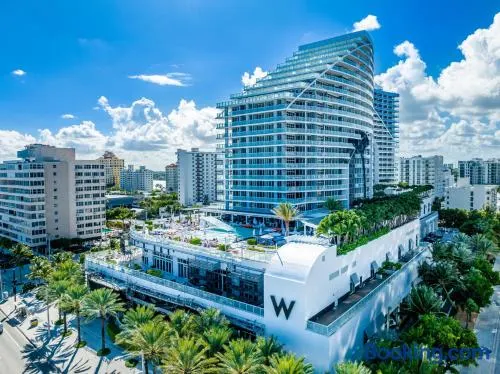 High Floor Luxury 2BR 2BA, Sleeps 6, Resort Access - Horizon by HomeStakes Stays - Image 1