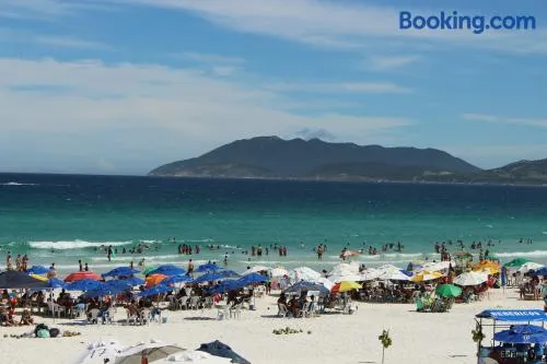 Apto confortável de 3 quartos-Cabo Frio - Image 1