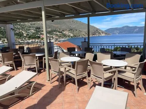 MAKIS VILLAGE-APARTMENTS - Image 1